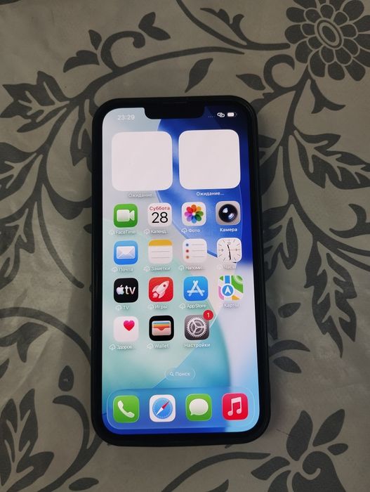 iPhone 13.  128gb 85%