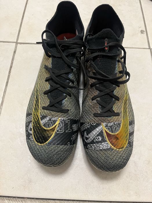 Nike Mercurial бутонки