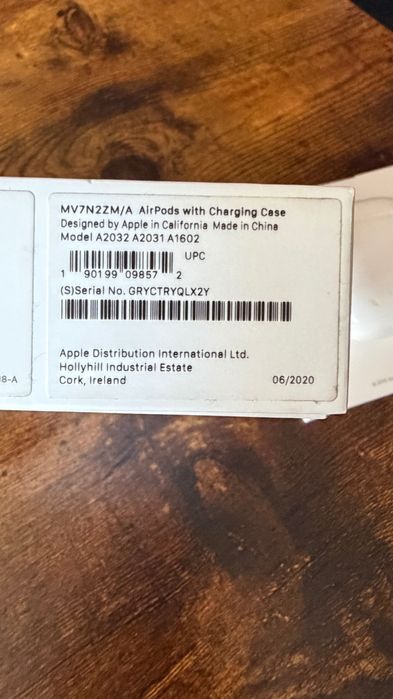 Apple airpods 2nd gen с кутия