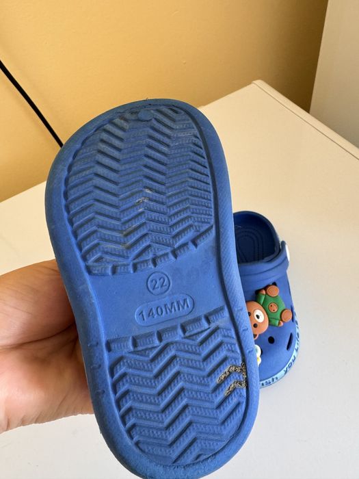 Продается красовки детский