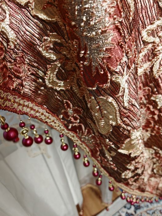 Продам б/у шторы и тюль