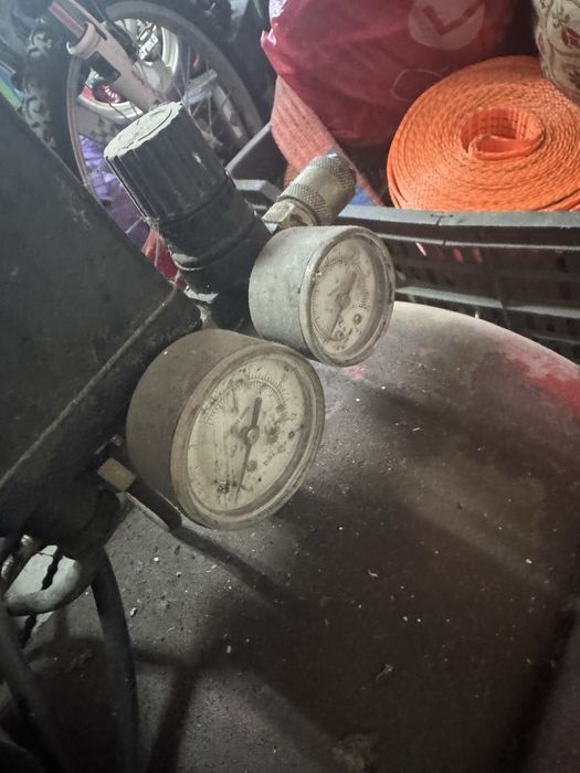 Compresor 50L  220w