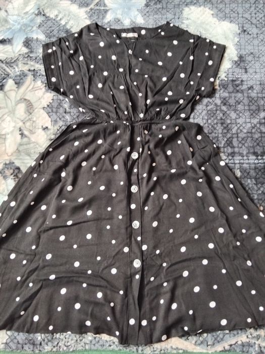 Рубашки женские и платья