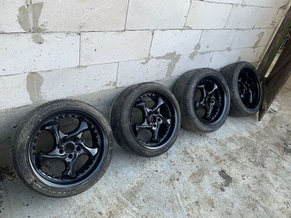Vând jante keskin tuning , în două mărimi 225/40/18 și 225/45/18 prindere 5/112