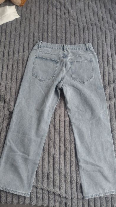 Blugi fleared-straight fit