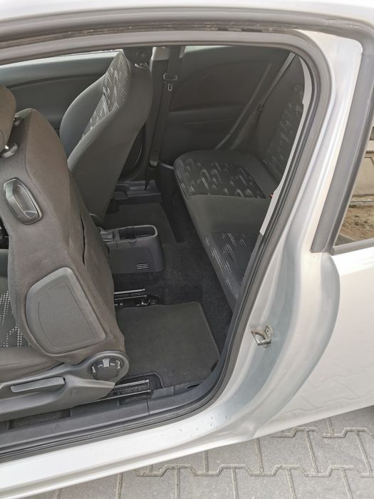 Opel CORSA D Facelift