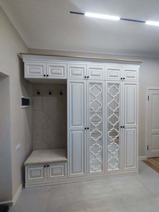 Мебельшик мебел құрастырушы