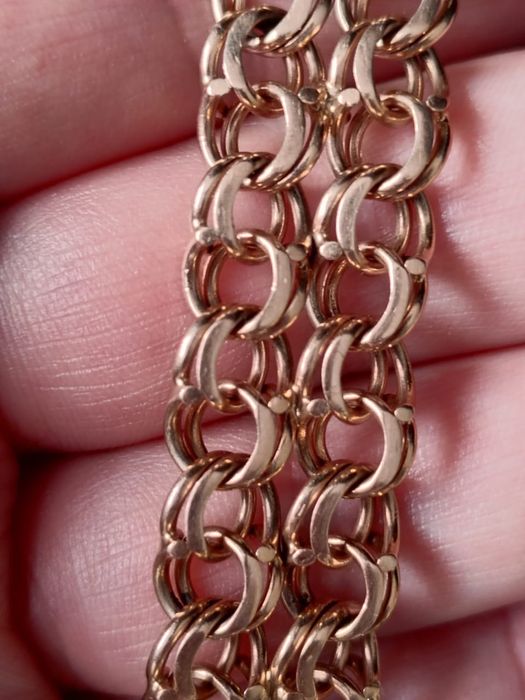 Продам золотой браслет