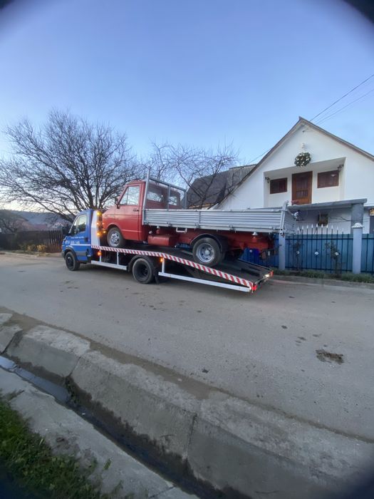 Autoplatforma iveco daily 65C15