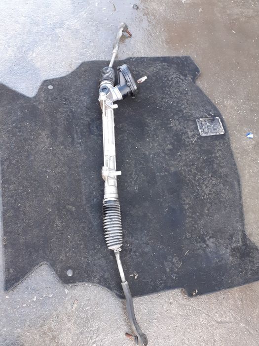 Caseta de directie renault clio 4 an 2016