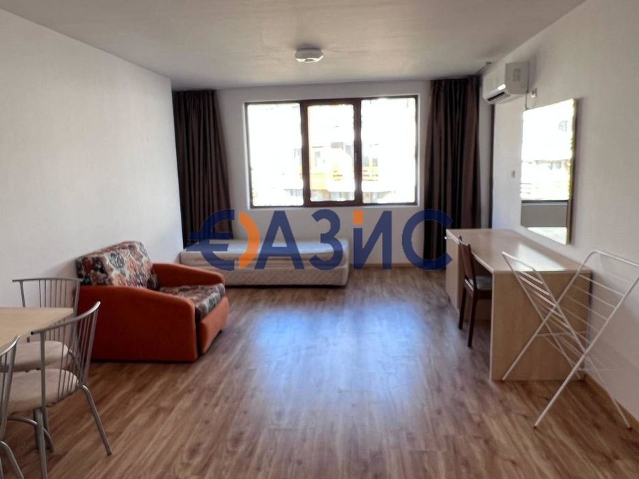 Продава се Двустаен апартамент в к.к. Слънчев бряг - 66 кв.м за 587 €/кв.м - Снимка #1