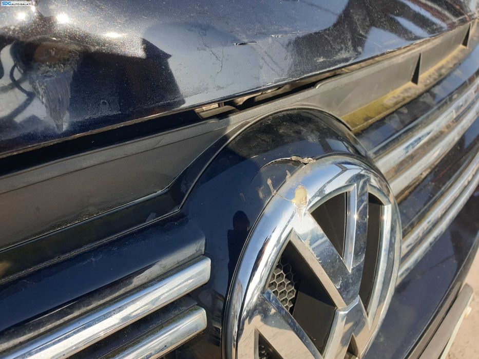 Grila Sigla cu Emblema de pe Bara Spoiler Fata cu Defect Volkswagen Tiguan FL Facelift 2011 - 2015 [K3817]