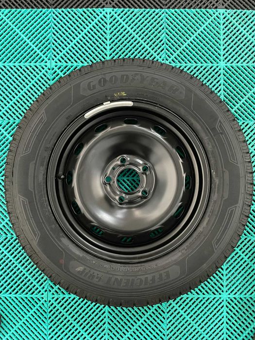 Set jante cu anvelope noi vara 215 65 r16c Renault Trafic Vivaro 2014+