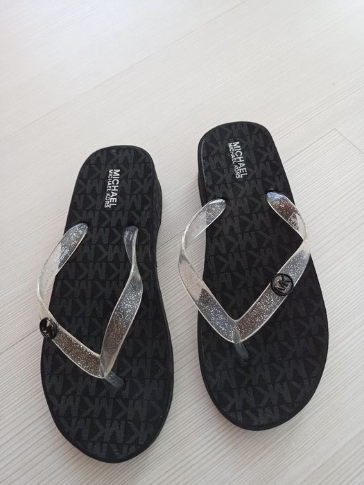 Чехли Michael kors