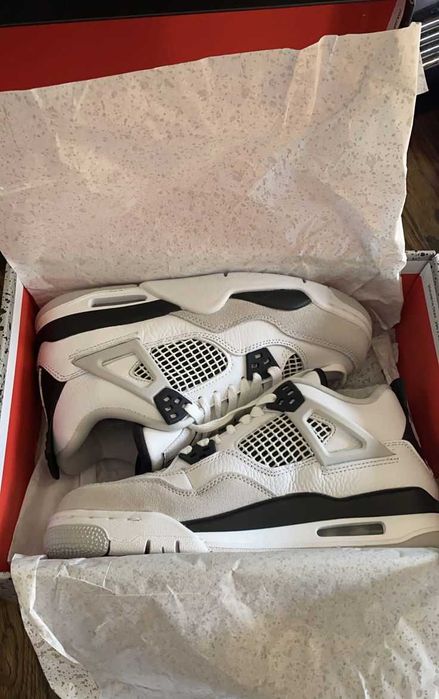 Air Jordan 4 White/Black унисекс кецове 36-46 номер
