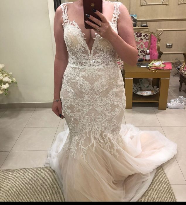 Rochie de mireasă Maya Fashion romantică cu trena și spate decupat, culoarea ivoire