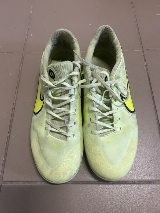 Продам кроссовки оригинал