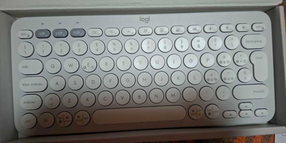 Tastatura Logitech PEBBLE KEYS 2 K380s Alb