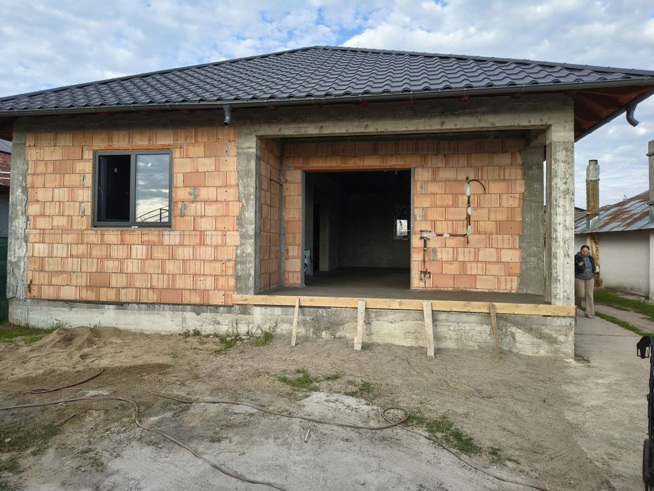 Servicii de construcții