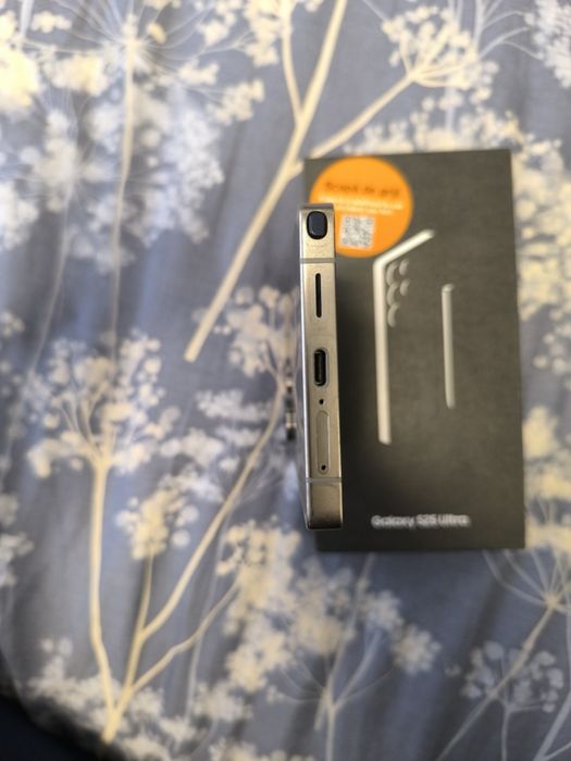 Vând s-au schimb Samsung Galaxy S25 Ultra 5G Titanium Greey