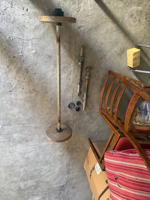 Продам штангу 28кг+самодельные гантели.