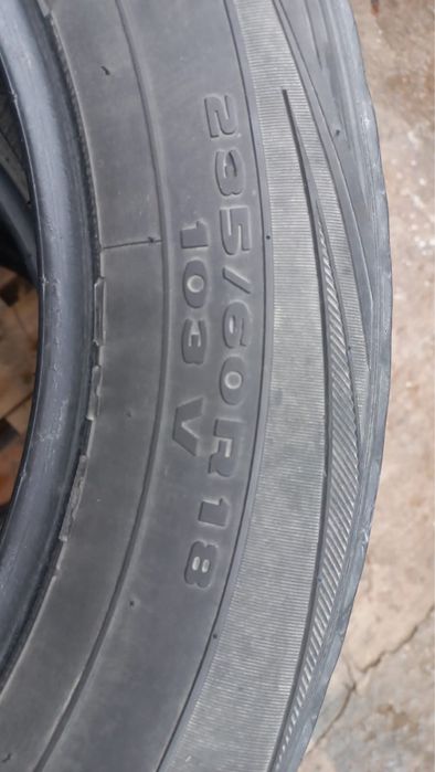 комплект шин 235/60 R18