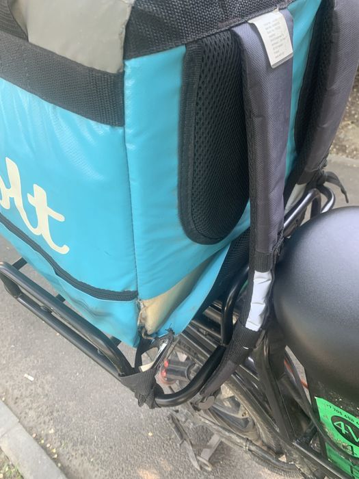 Продам термосумку Wolt не дорого