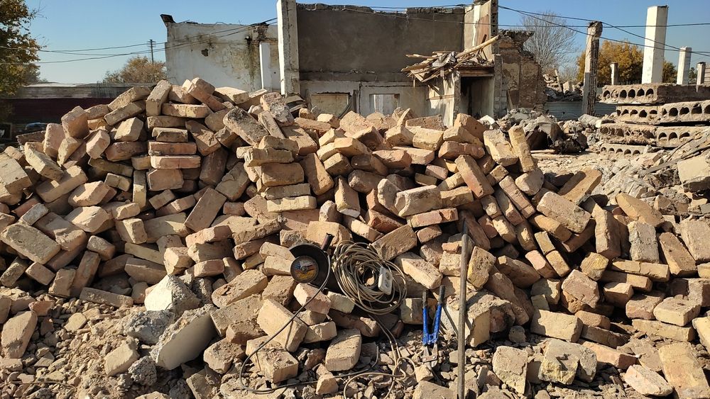 Бу гишт bu gisht Бу кирпич sssr saldatskiy kop miqtorda bor