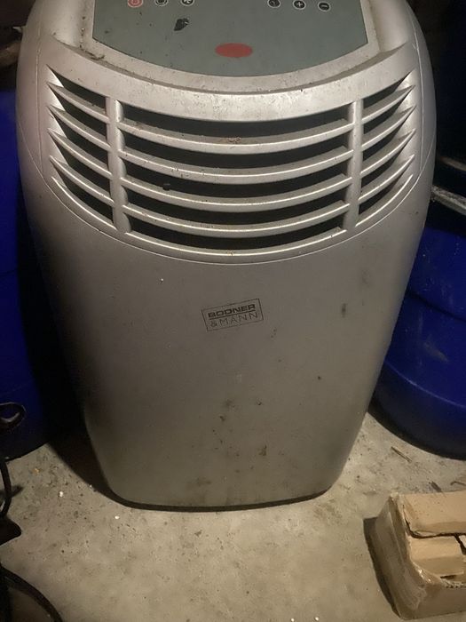 Vand aer conditionat portabil