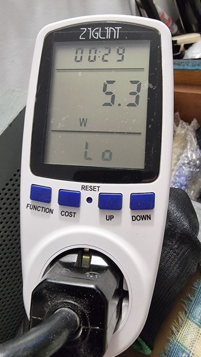 Прибор за измерване на консумираната енергия/ватметър/