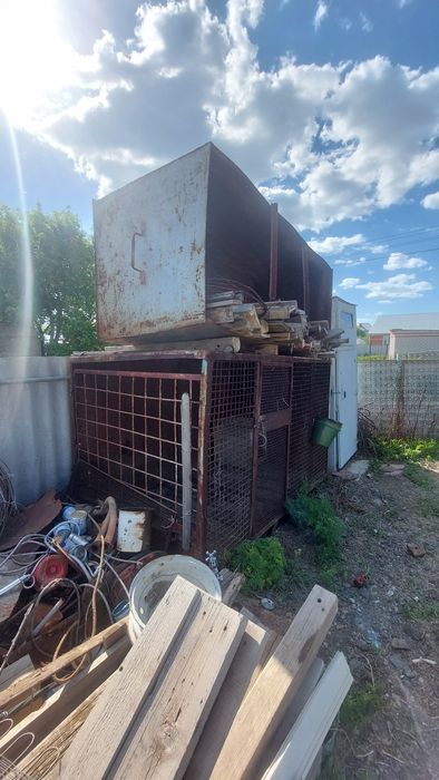 Вальер и бочка  сатылады