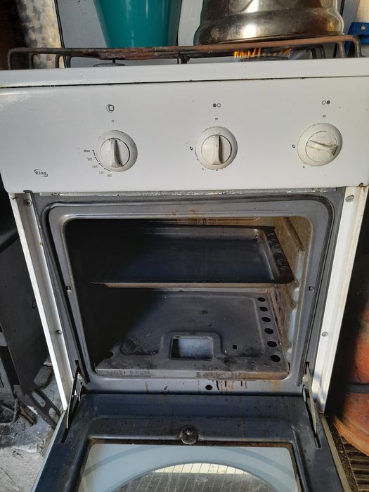 Продам газовую плиту