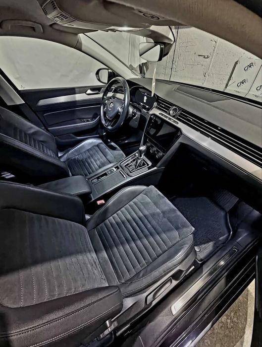 Продавам VW Passat B8 Highline 2.0-TDI 190-hp DSG-7 4MOTION 6.2019