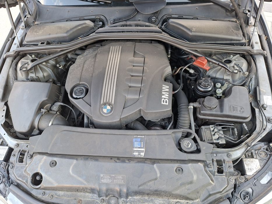 BMW 5 Series 2009 — imagine 4
