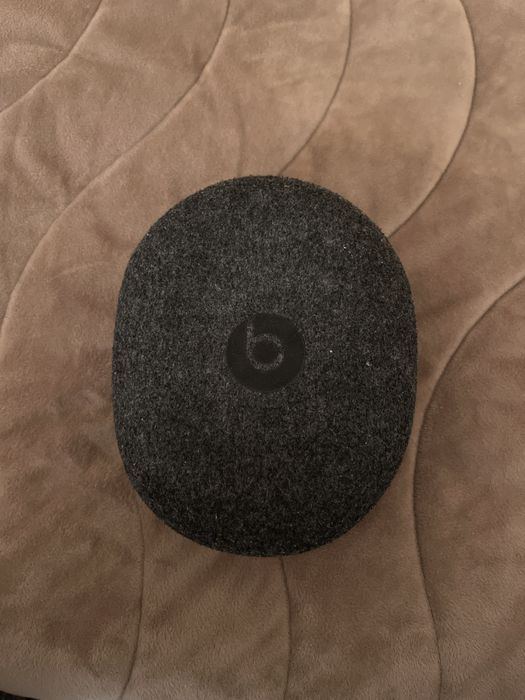 Слушалки Beats Solo Pro
