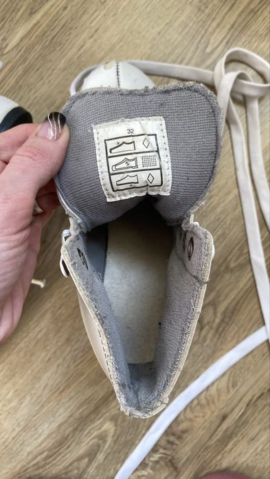 Коньки фигурные 31-32