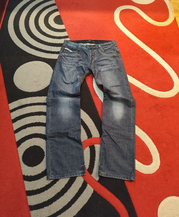Flared baggy jeans