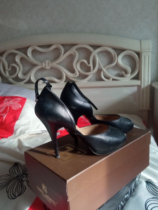 Итальянские туфли на каблуках