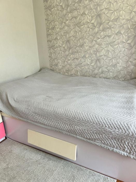 Детский гарнитур.