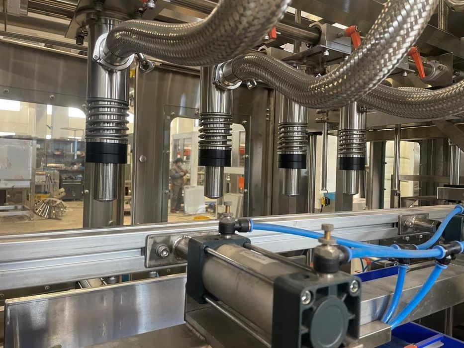 Бутилираща машина за бутилки от 5л- 10лл