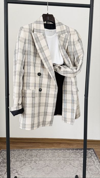 ZARA двуредно сако