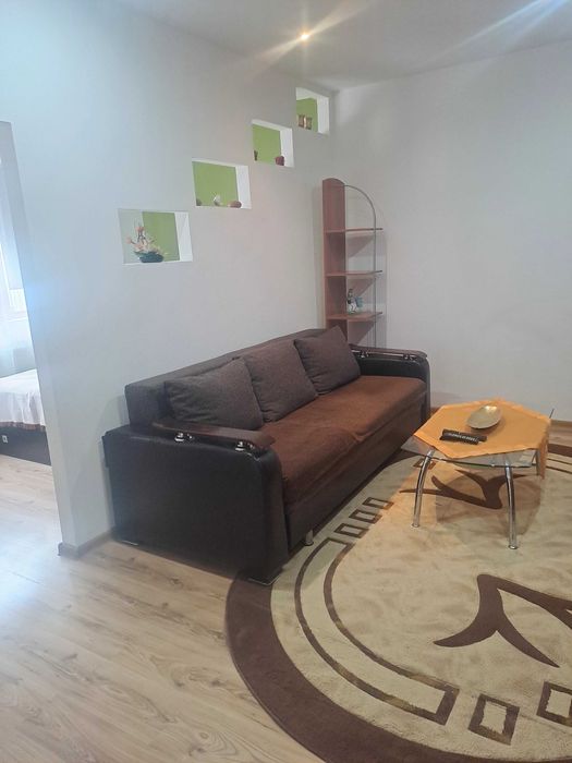 Apartament de inchiriat
