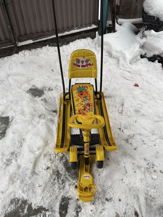 Сани снегокат детский
