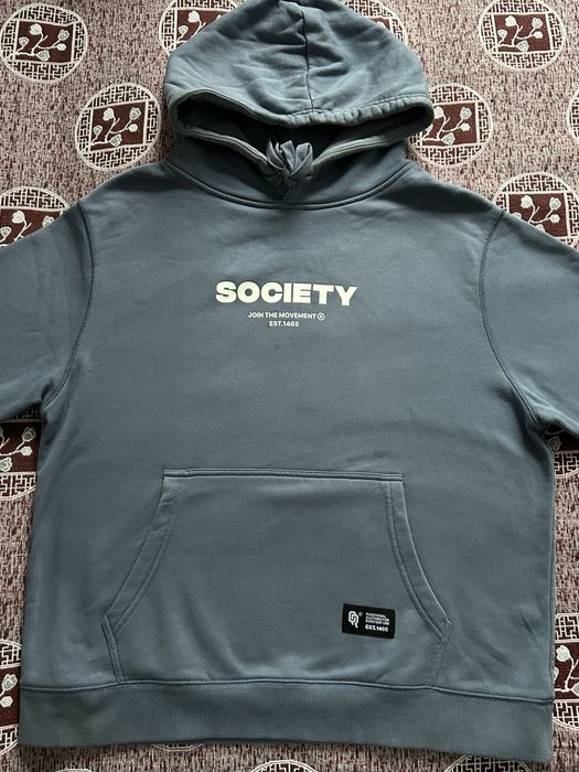 Женская одежда, разная.