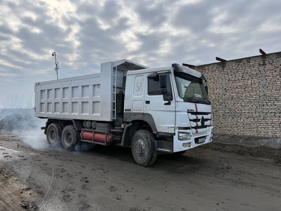 HOWO yuk mashinasi samasval sotiladi