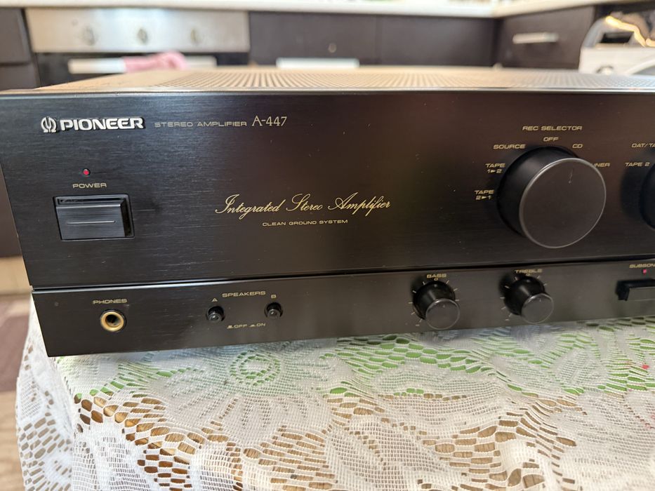 Pioneer A-447 стерео усилвател