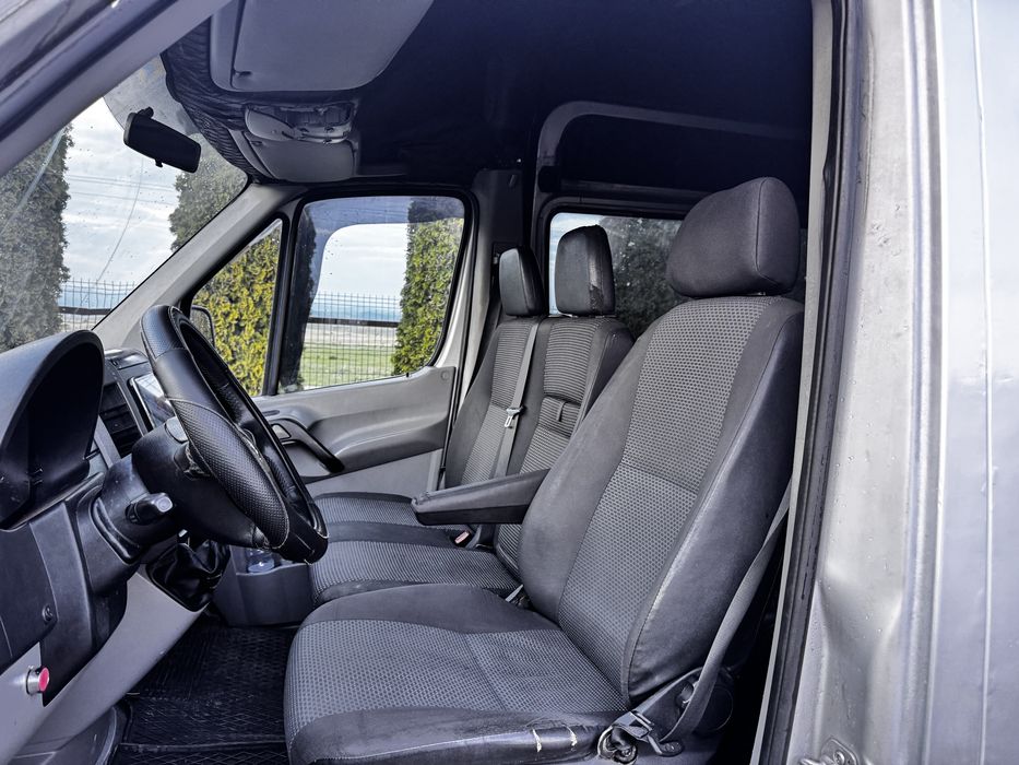 Vând Mercedes Sprinter