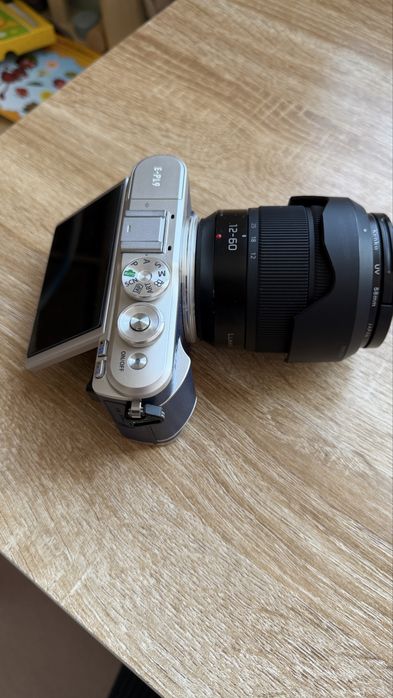 Продавам апарат Olympus E PL9