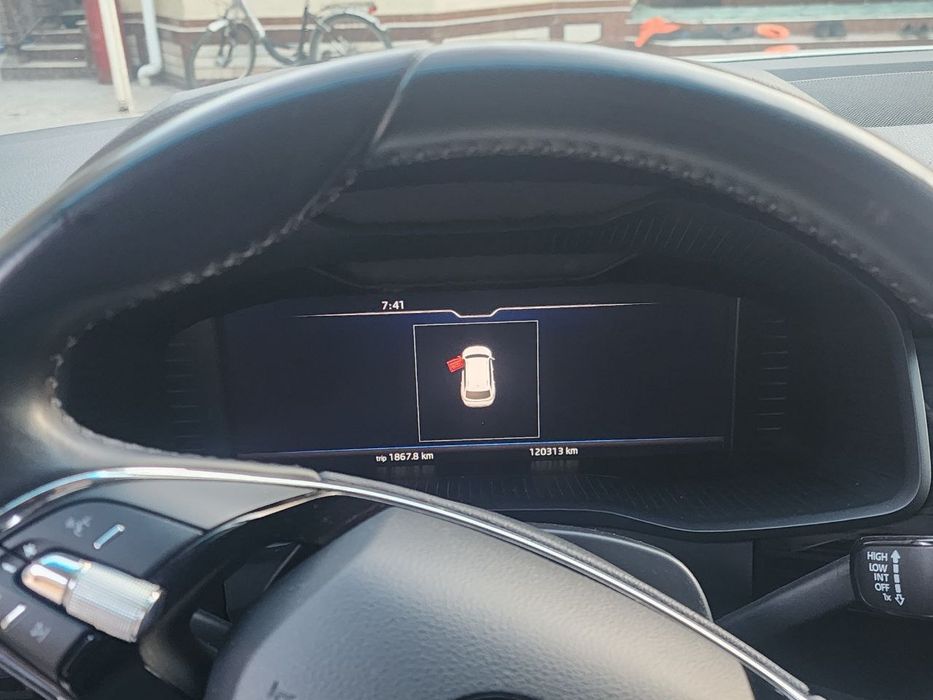 Шкода кодиак сотилади