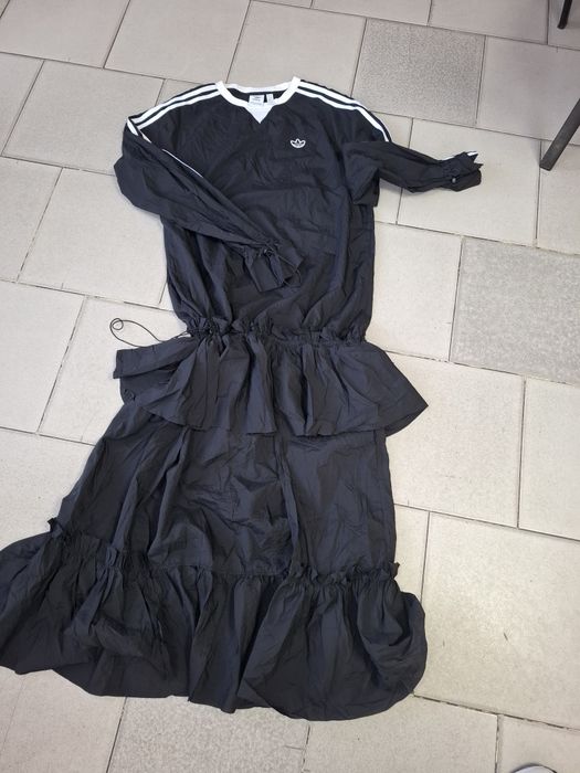 Adidas рокля размер м
